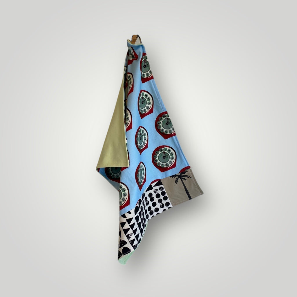 Organic Towel - Clocks